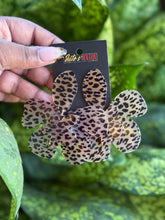 Load image into Gallery viewer, Leopard Bloom
