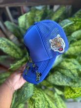 Load image into Gallery viewer, THEE Rose Hat
