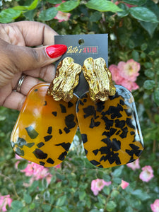 Bold Leopards