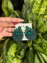 Load image into Gallery viewer, Flower Studded Rounds
