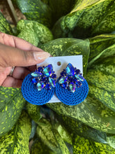 Load image into Gallery viewer, Flower Studded Rounds
